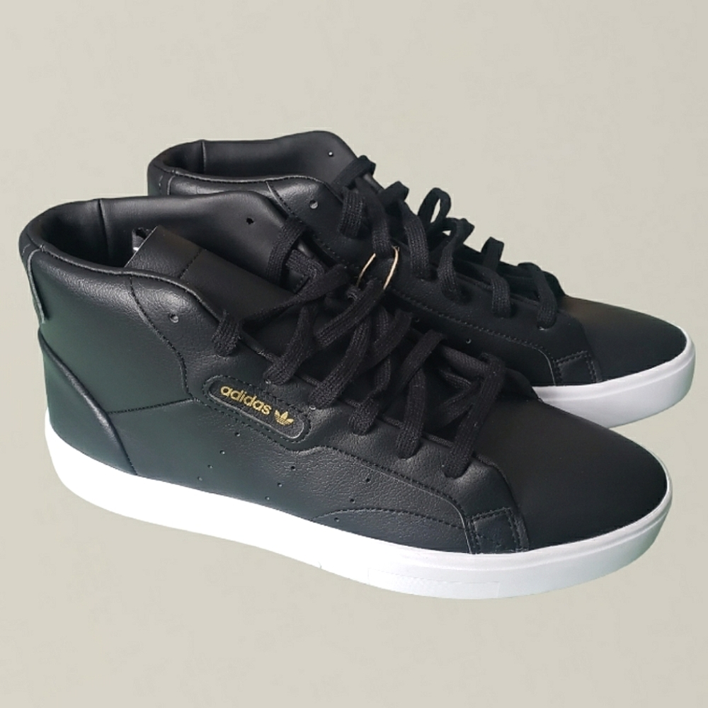 Adidas Sleek Mid Sneaker in Core Black  Size 9.5